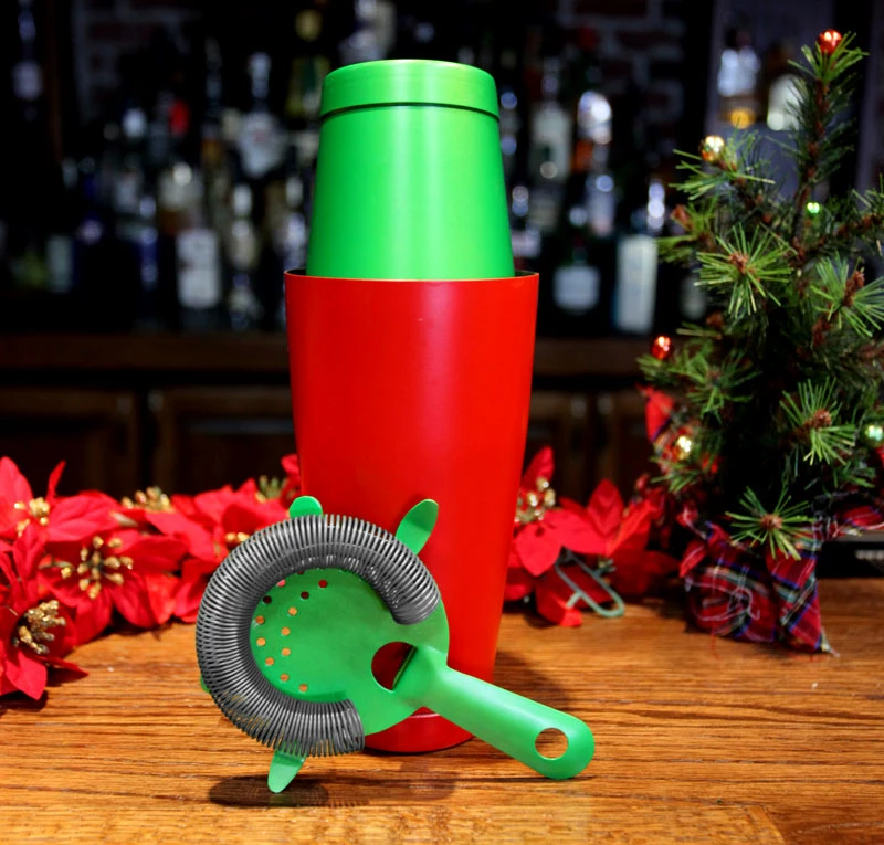 Olea™ Holiday Shaker Sets 3 Olea™ Holiday Shaker Sets