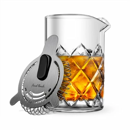 Final Touch® Diamond Pattern Mixing Pitcher & Strainer 3 Final Touch® Diamond Pattern Mixing Pitcher & Strainer