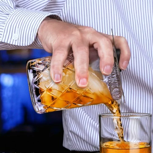 Final Touch® Diamond Pattern Mixing Pitcher & Strainer 4 Final Touch® Diamond Pattern Mixing Pitcher & Strainer - Image 2