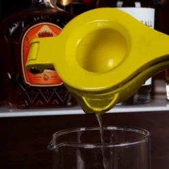 High End Citrus Juicers W/ Side Strainer ( Color Options) 9 High End Citrus Juicers W/ Side Strainer ( Color Options) -Endurance Sales yellow citrus squeezer scene2